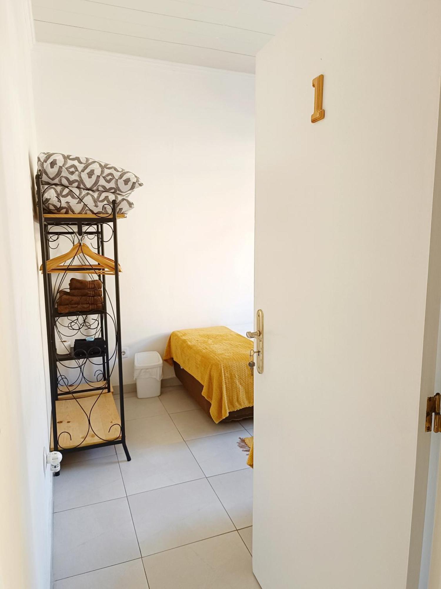 Home & Flower - Private Bedrooms Funchal Exterior foto