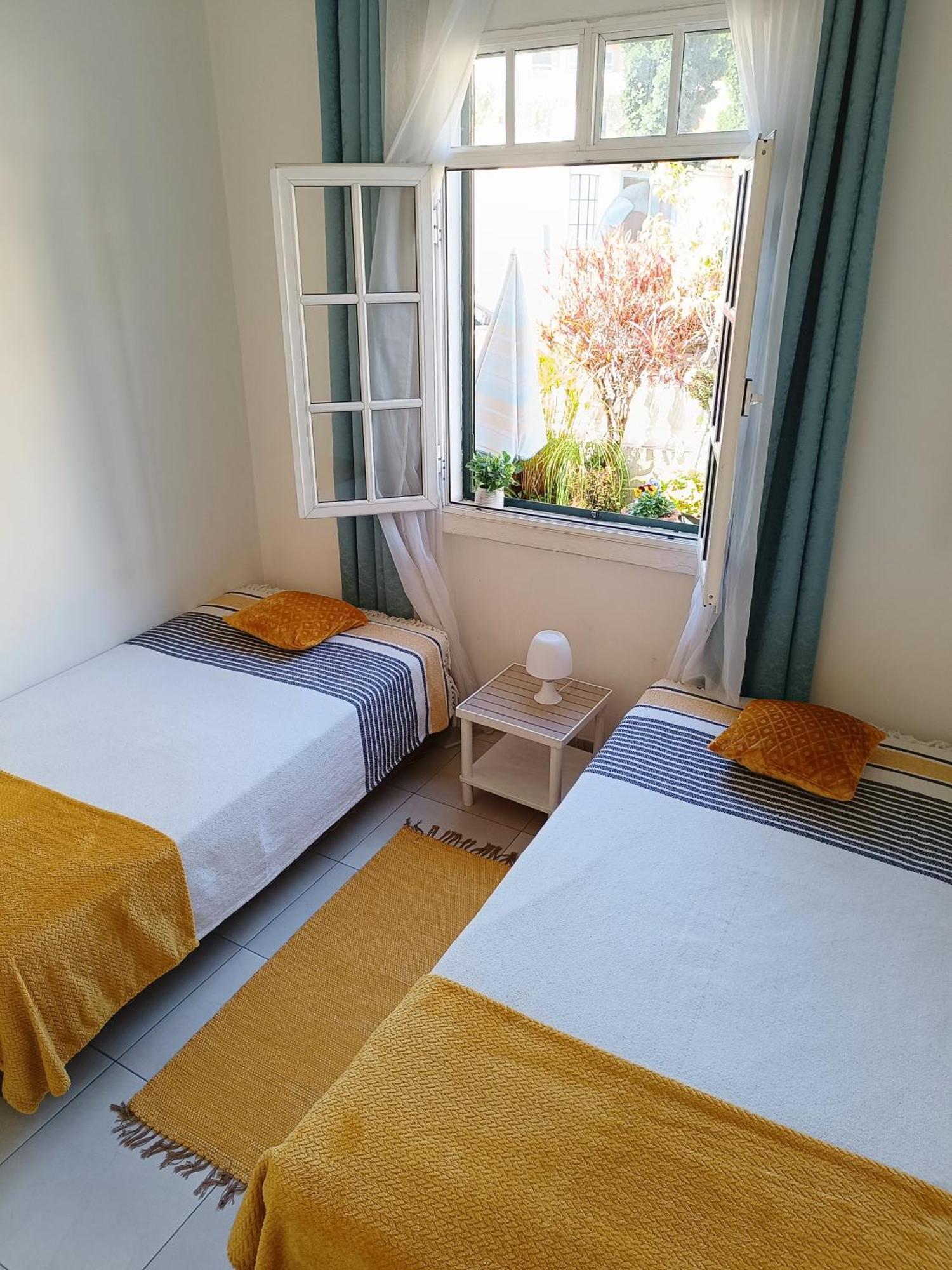 Home & Flower - Private Bedrooms Funchal Exterior foto