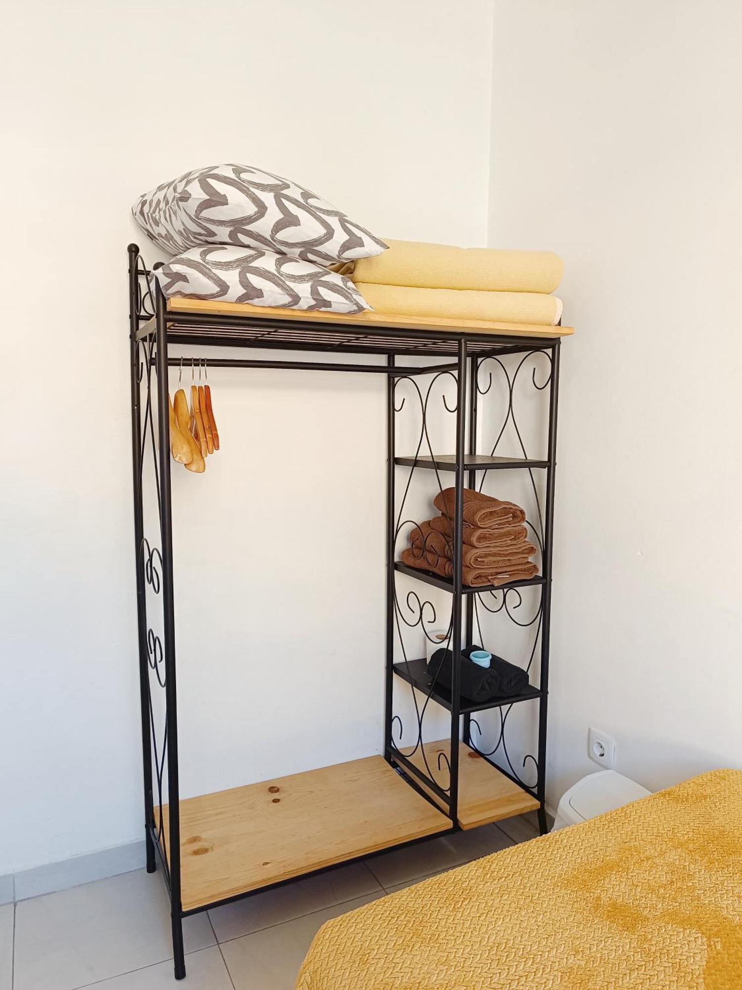 Home & Flower - Private Bedrooms Funchal Zimmer foto