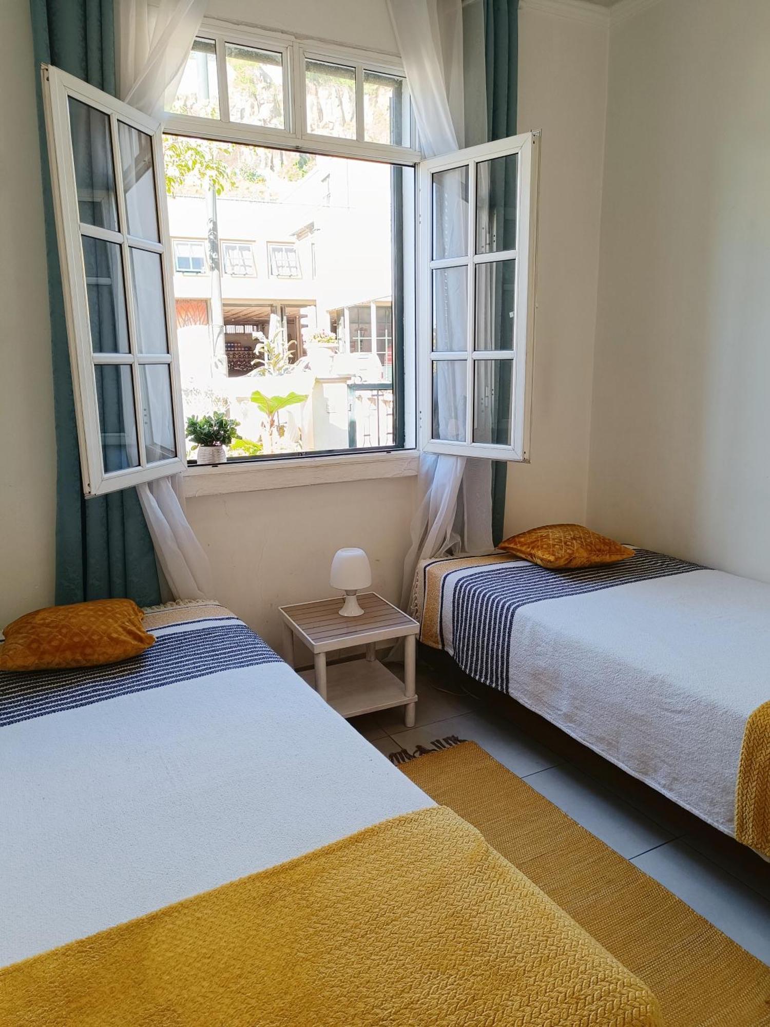 Home & Flower - Private Bedrooms Funchal Zimmer foto